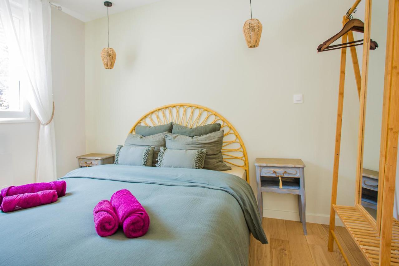 Ideal Pro & Couple - 2 Logements Theme Boho Chic Rdc & Dandy 1Er Etage - Quartier Calme - Jardin - Wifi Hd - Smart Tv - Parking Gratuit - Proche Centre & Transports - Ask Home 발랑시엔 외부 사진