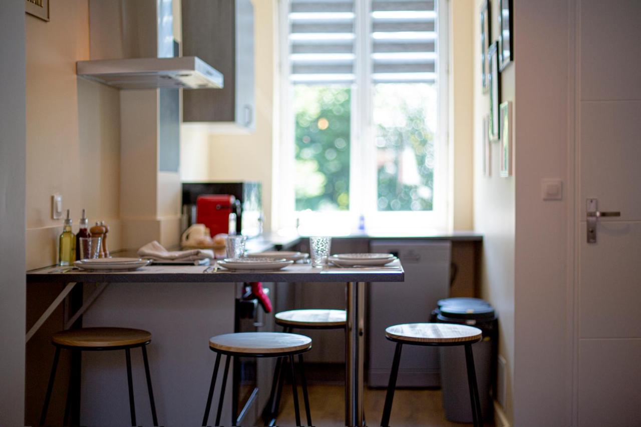 Ideal Pro & Couple - 2 Logements Theme Boho Chic Rdc & Dandy 1Er Etage - Quartier Calme - Jardin - Wifi Hd - Smart Tv - Parking Gratuit - Proche Centre & Transports - Ask Home 발랑시엔 외부 사진